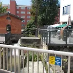 Fewo-rosenheim Im Zentrum Mit Kostenlosem Parkplatz Apartment