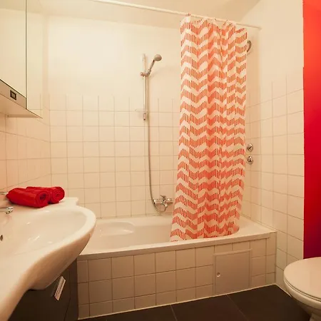 Fewo-rosenheim Im Zentrum Mit Kostenlosem Parkplatz Apartment