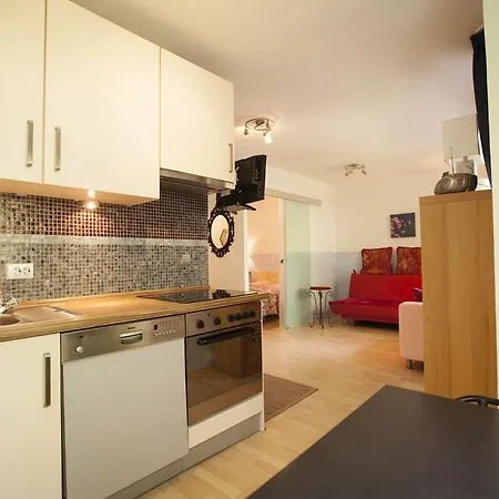 Apartment Fewo-rosenheim Im Zentrum Mit Kostenlosem Parkplatz *